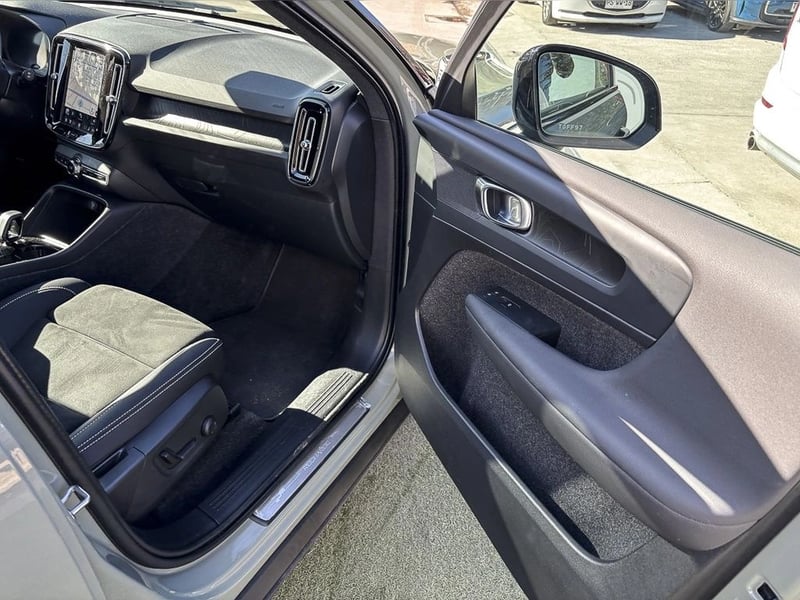 Volvo XC40 P6 RECHARGE 2024 - Imagen 19 de 19