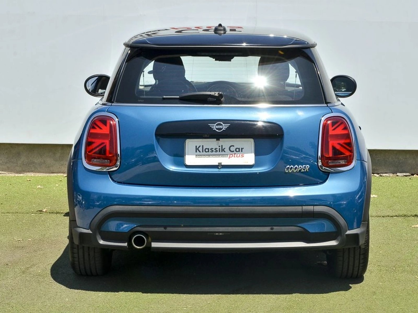 MINI COOPER 1.5 AUTO ESSENTIAL 2024 - Imagen 4 de 17