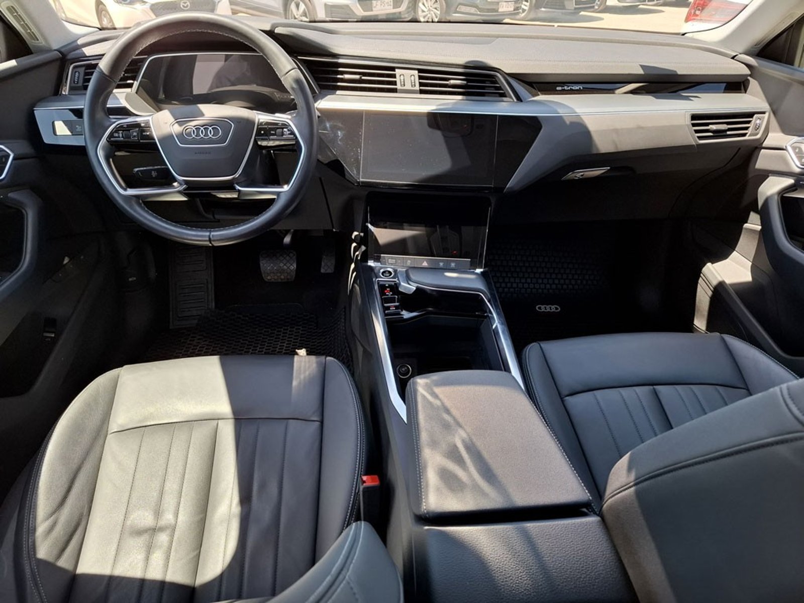 AUDI e-Tron Sportback BEV 95KWH 55 QUATTRO 2024 - Imagen 14 de 20