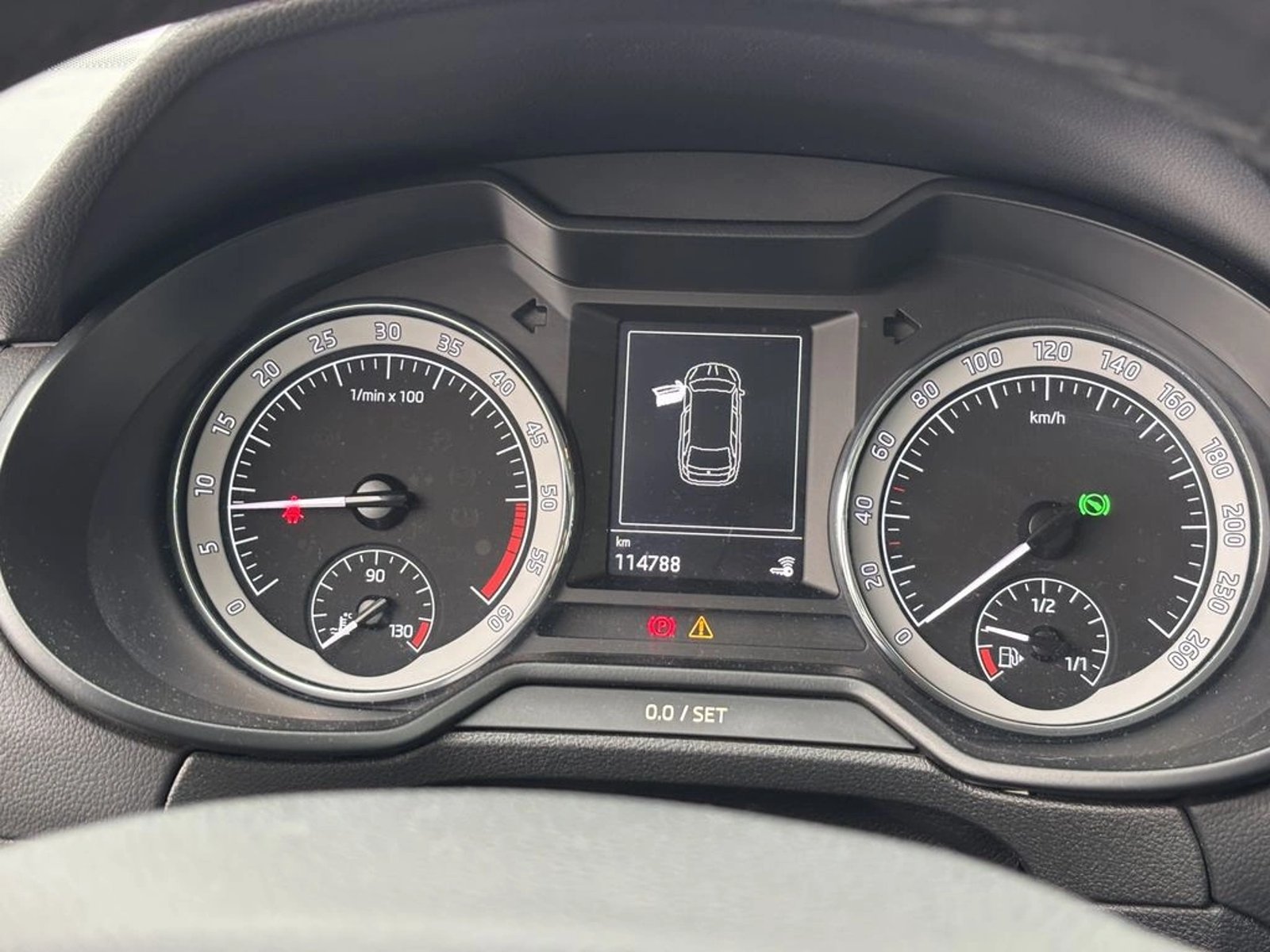 SKODA OCTAVIA 2.0 TDI DSG AUTO SCOUT 4WD 2018 - Imagen 12 de 17