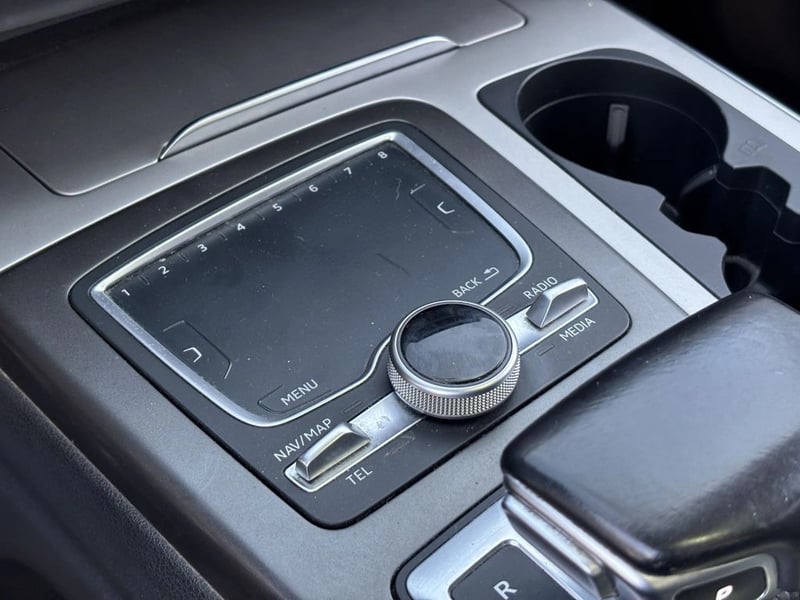 Audi Q7 3.0 TDI DESIGN DIESEL  QUATTRO 7 PAS 2016 - Imagen 13 de 20