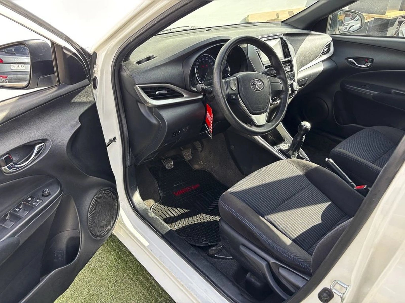 TOYOTA YARIS SPORT 1.5 GLI 2019 - Imagen 6 de 19