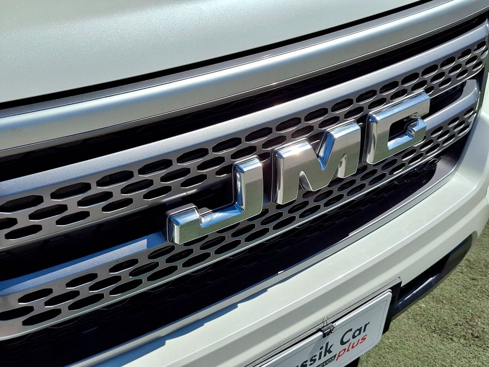 JMC GRAND AVENUE 2.3T DIESEL 4X2 DOB. CAB. AUTOMATICA 4P. 2026 - Foto 4 de 20