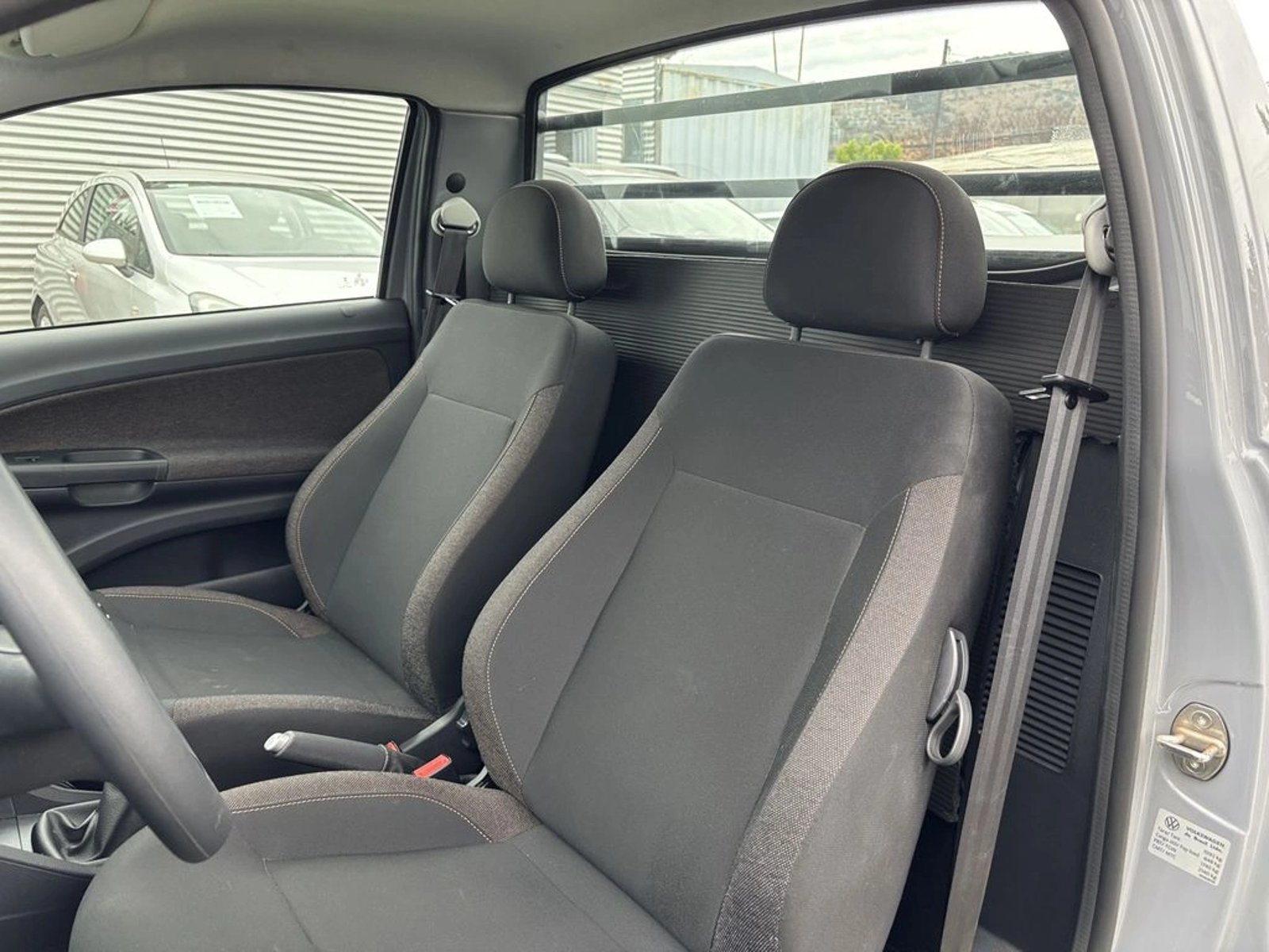 VOLKSWAGEN SAVEIRO 1.6 CS RADIO 9 MT 2024 - Imagen 10 de 20