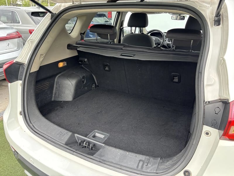 Dongfeng AX5 1.4 L TURBO 4X2 MT 5P 2019 - Imagen 7 de 20