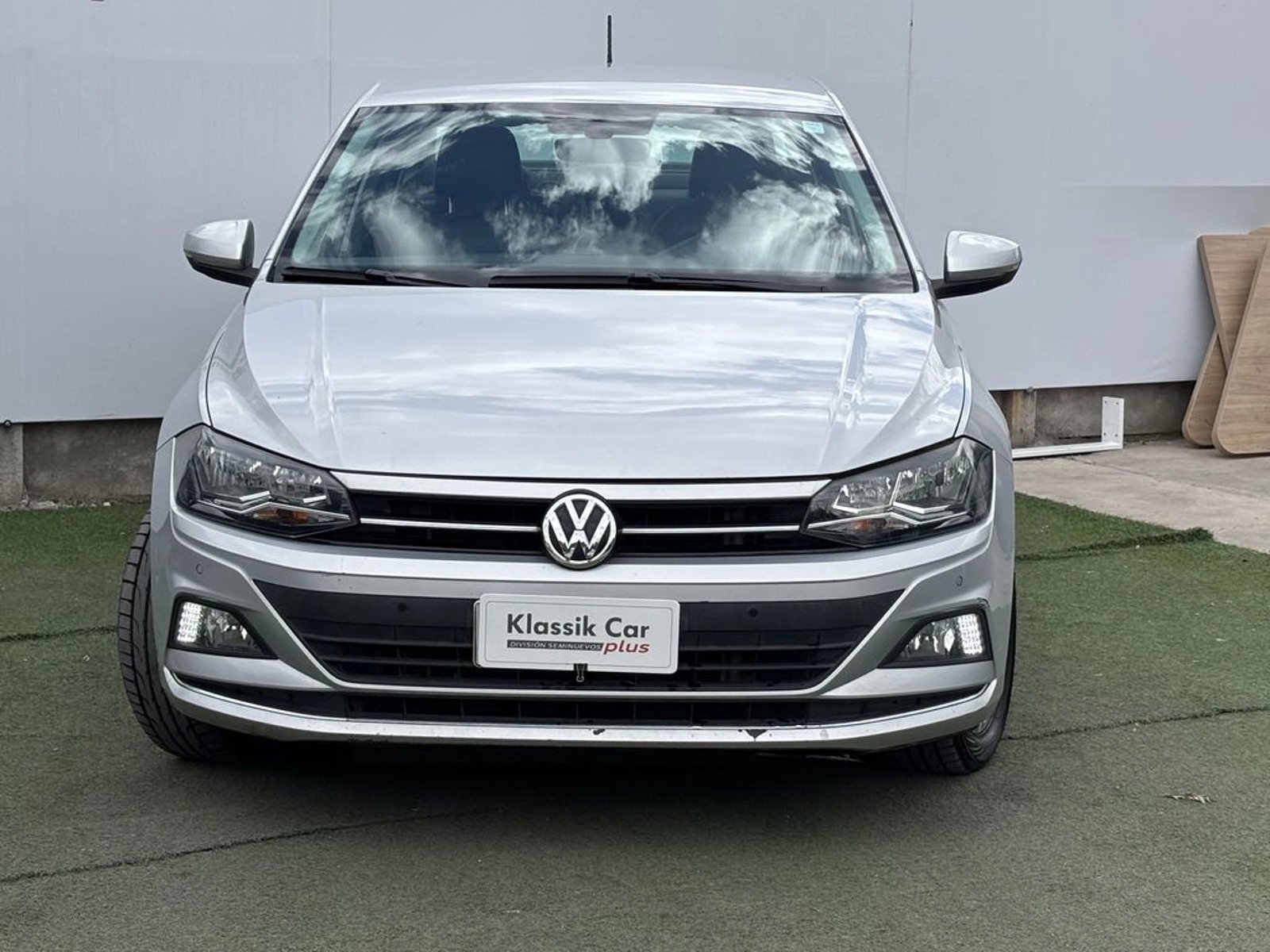 Volkswagen VIRTUS 1.6 MSI HIGHLINE 4X2 AT 4P 2019 - Foto 2 de 20