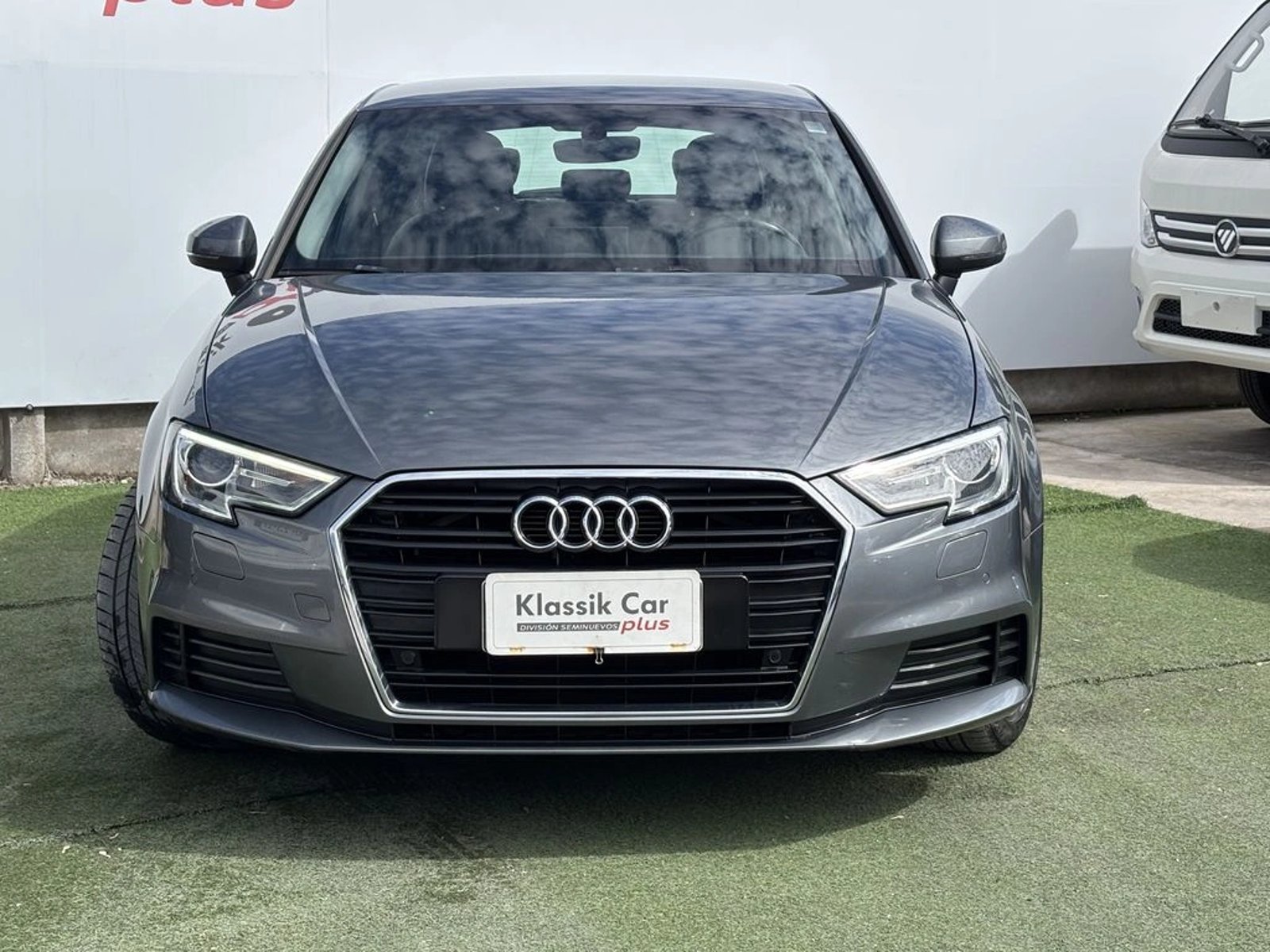 Audi A3 1.4 35 TFSI STRONIC AUTO SPORTBACK 2019 - Foto 2 de 20