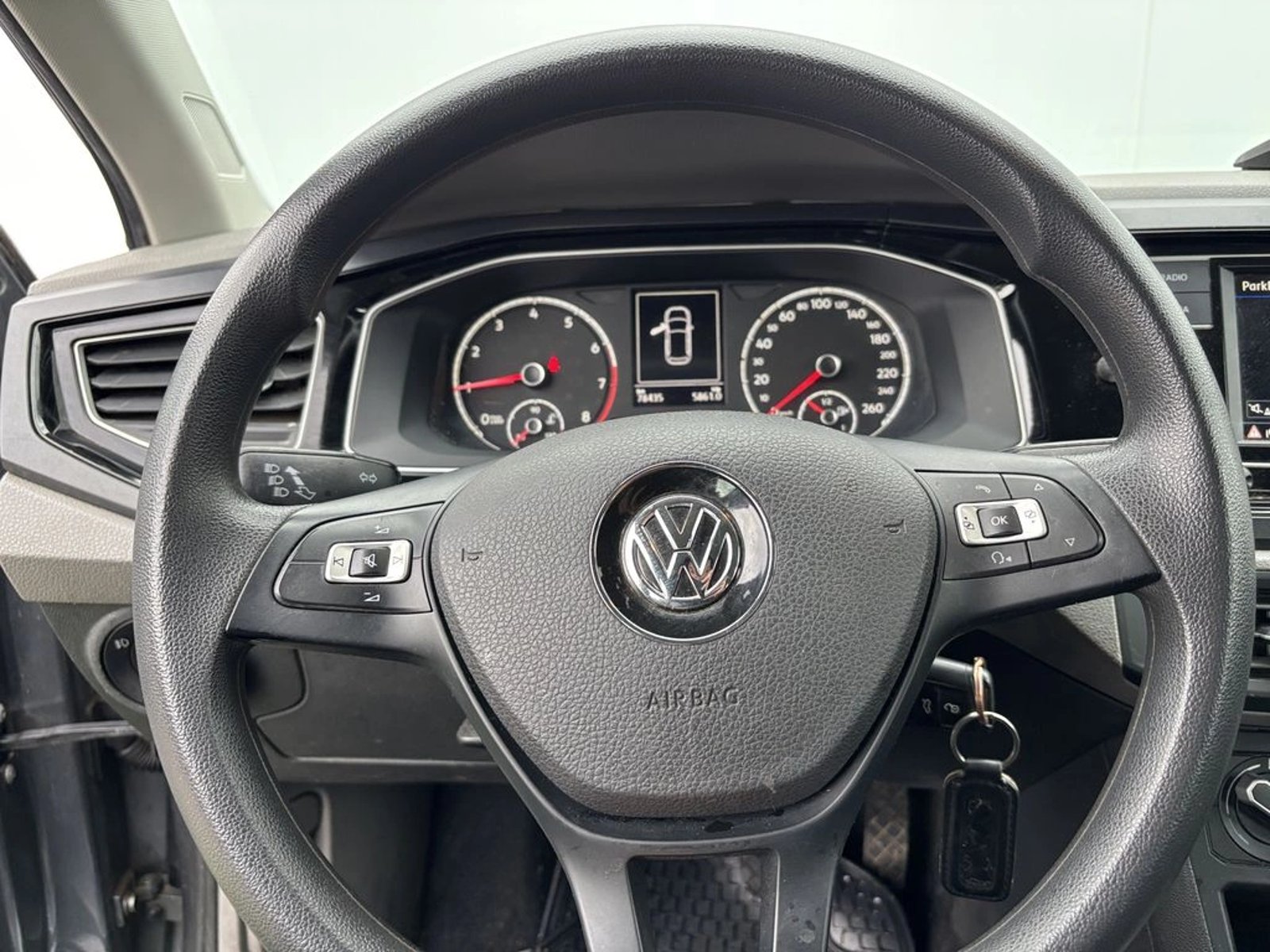 Volkswagen POLO 1.6 110 CV COMFORTLINE MT 5P 2019 - Imagen 18 de 19