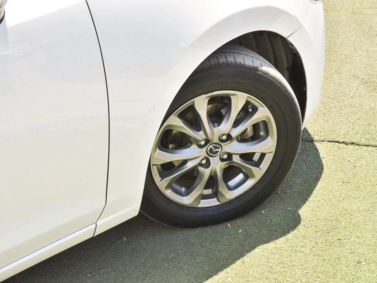 MAZDA 2 SPORT 1.5 MANUAL V SKYACTIVE 2021 - Imagen 17 de 18