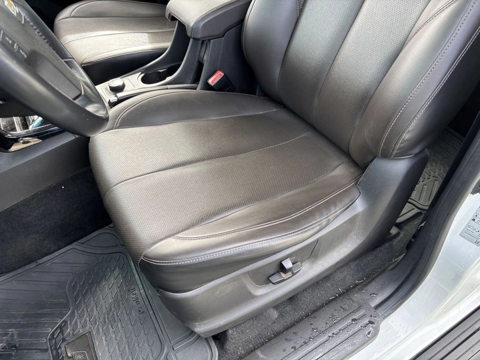 Chevrolet COLORADO 2.8 HIGH COUNTRY DIESEL 4WD AUTO 4P 2022 - Imagen 13 de 20