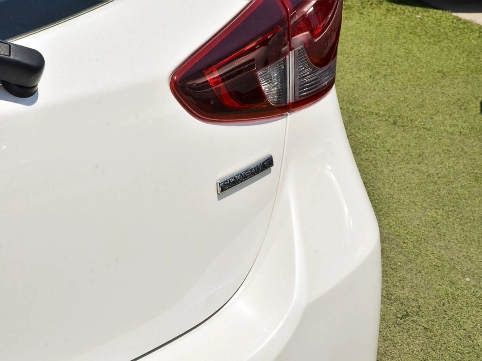MAZDA 2 SPORT 1.5 MANUAL V SKYACTIVE 2021 - Imagen 8 de 18