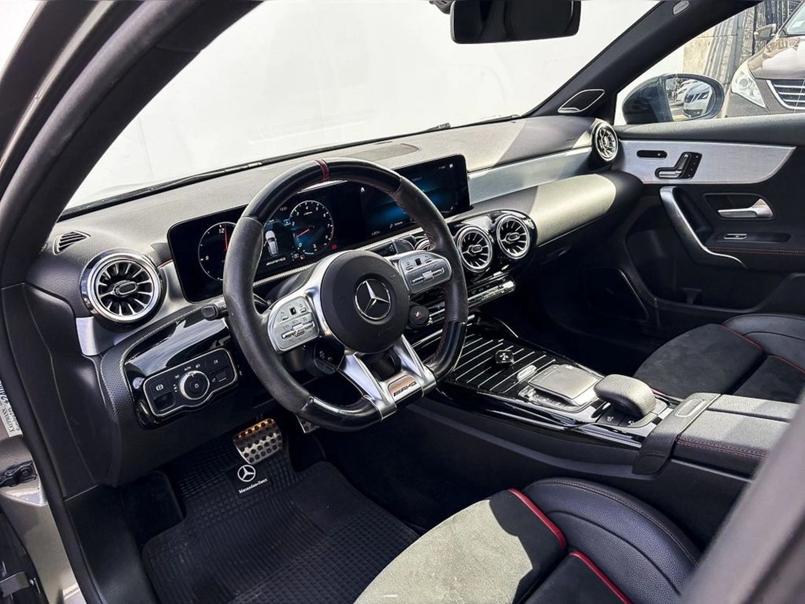 MERCEDES-BENZ A 45 AMG S 2.0 4MATIC+ DCT 2022 - Imagen 15 de 20