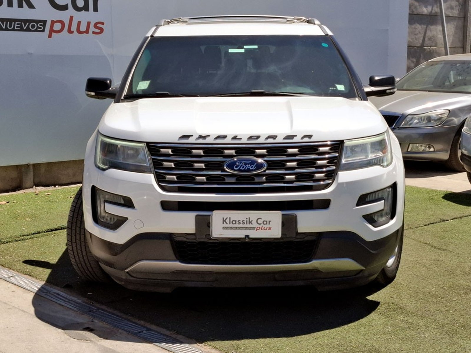 Ford EXPLORER 3.5 XLT AUTO 4WD 2016 - Foto 2 de 20
