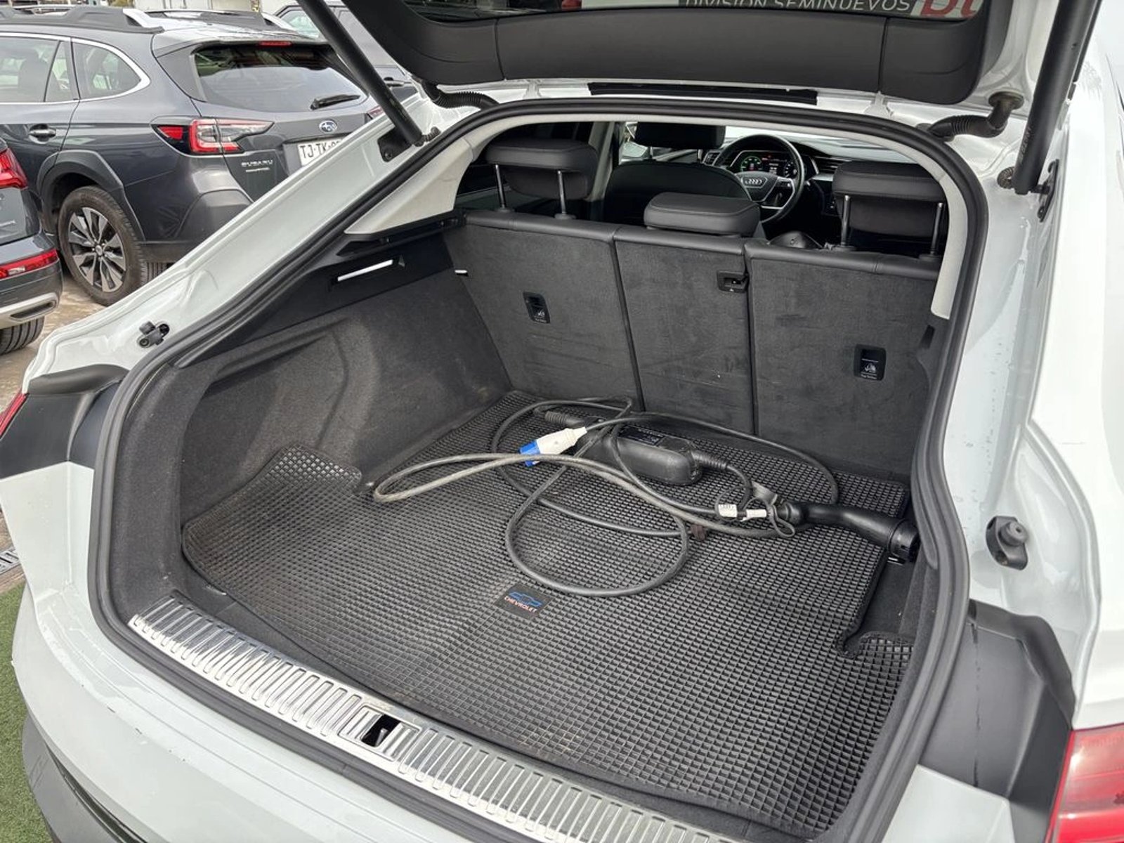 Audi e-Tron Sportback ELECTRICO 55 QUATTRO AUTO 5P 2022 - Imagen 15 de 20