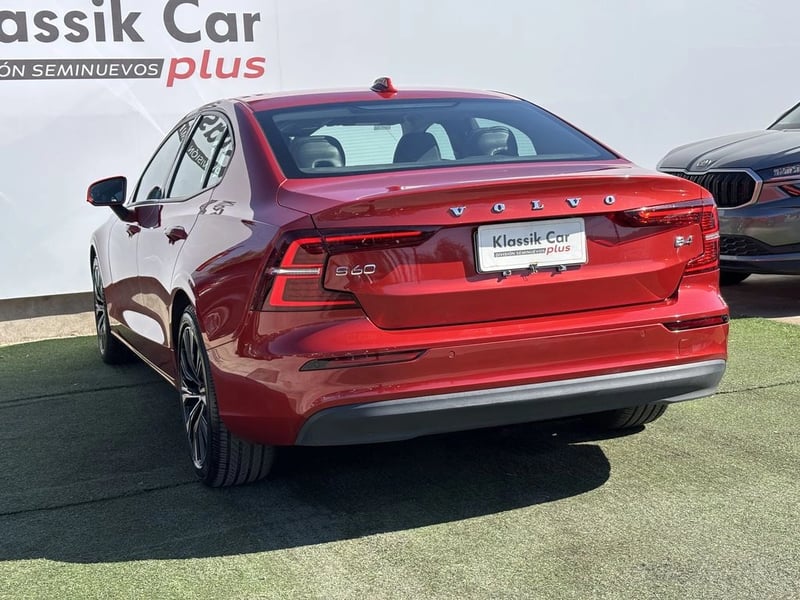 Volvo S60 2.0 B4 PLUS HYBRID FWD AT 4P 2023 - Imagen 7 de 20