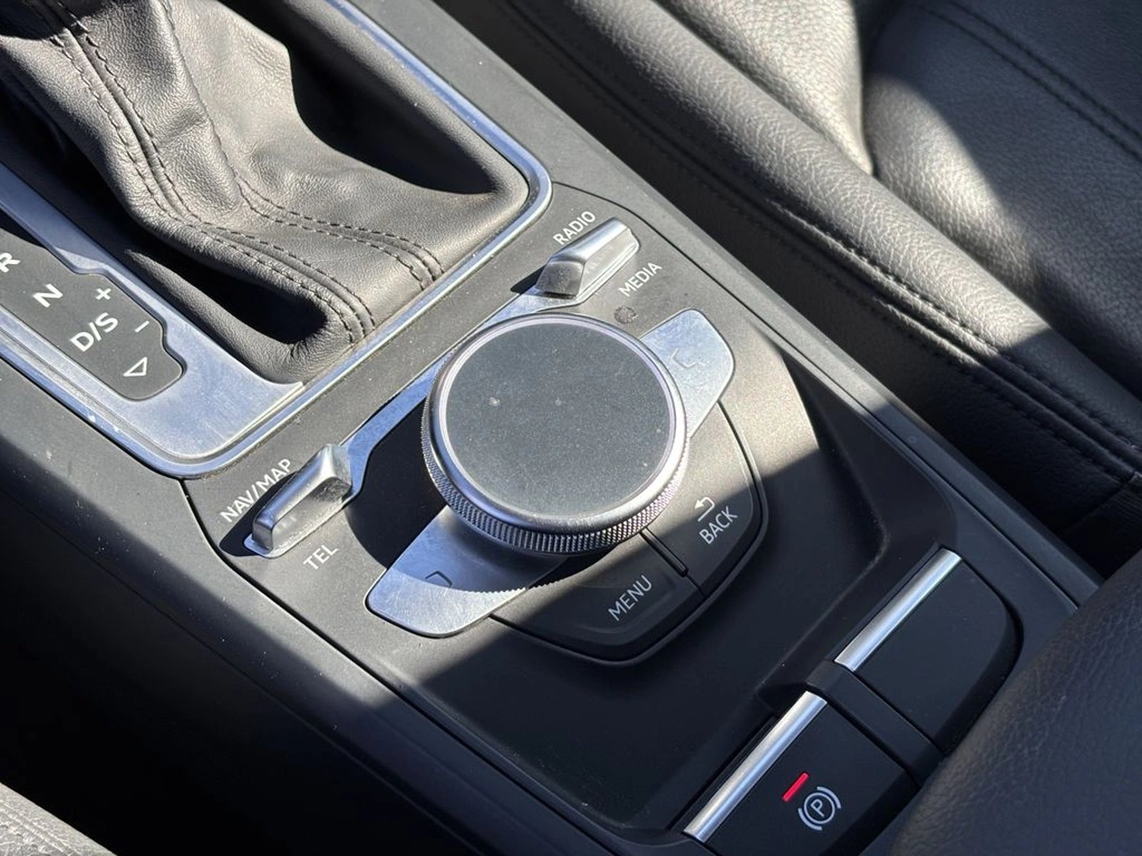 Audi Q2 1.4 35 TFSI STRONIC AUTO LIMITED EDITION 2022 - Imagen 13 de 20