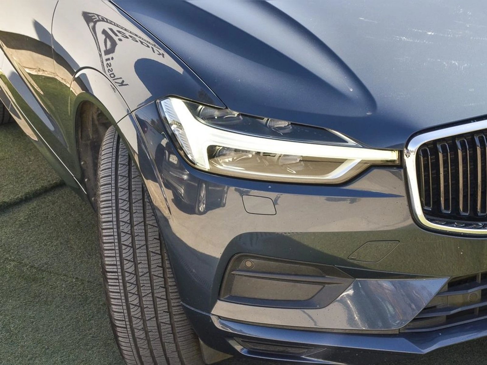 VOLVO XC60 2.0 D5 MOMENTUM AUTO 4WD 2018 - Imagen 4 de 6