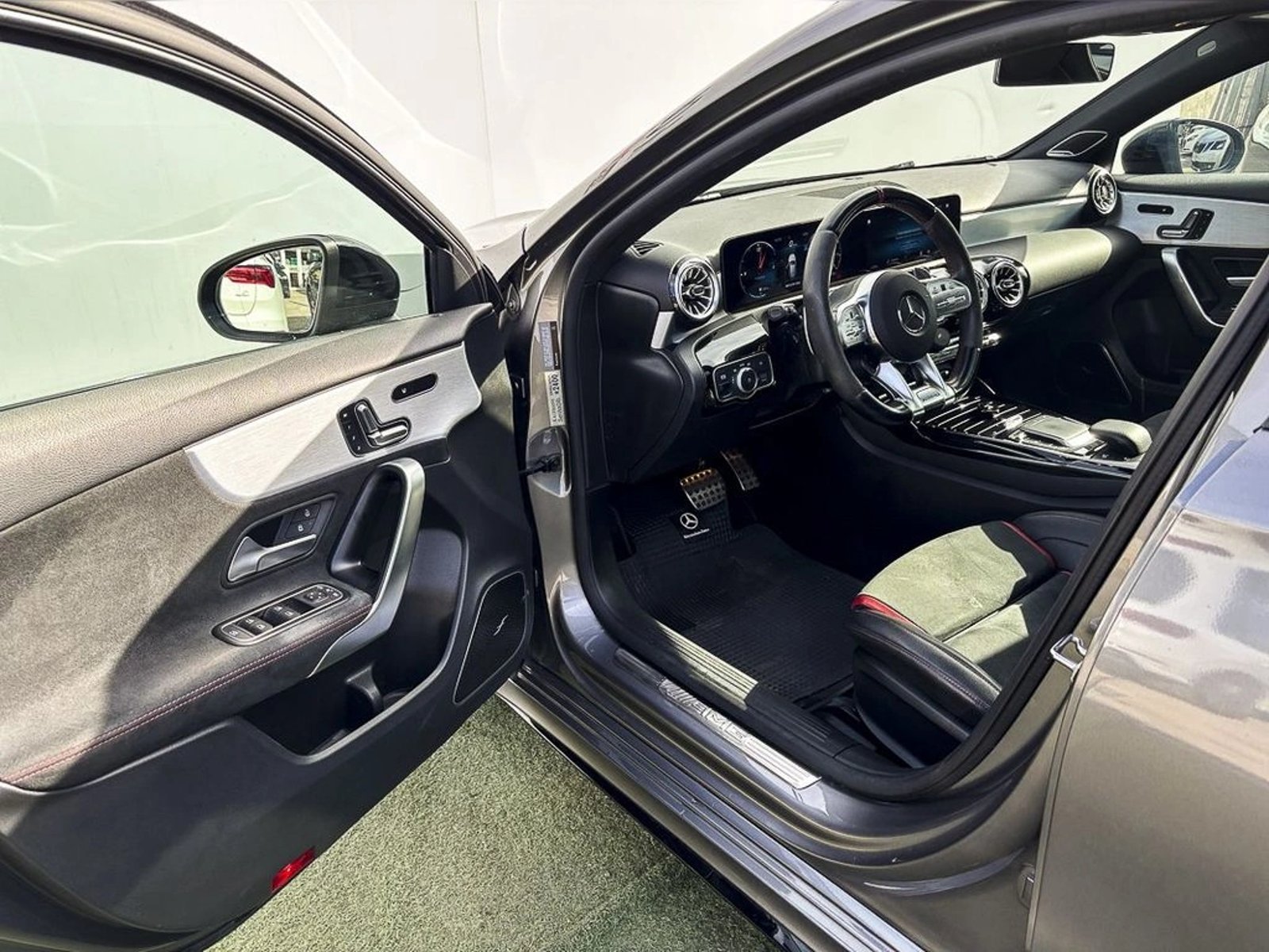 MERCEDES-BENZ A 45 AMG S 2.0 4MATIC+ DCT 2022 - Imagen 14 de 20