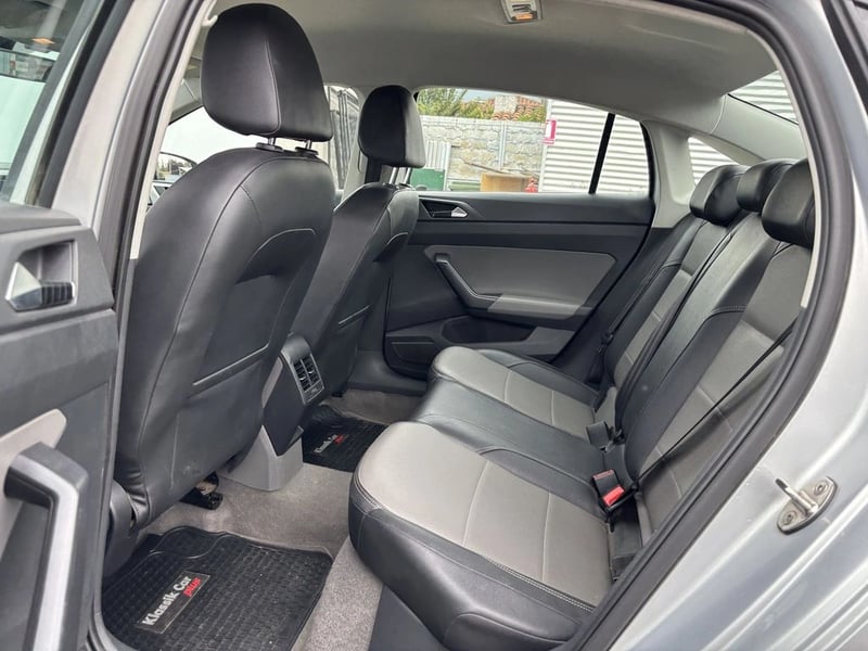 Volkswagen VIRTUS 1.6 MSI HIGHLINE 4X2 AT 4P 2019 - Imagen 12 de 20