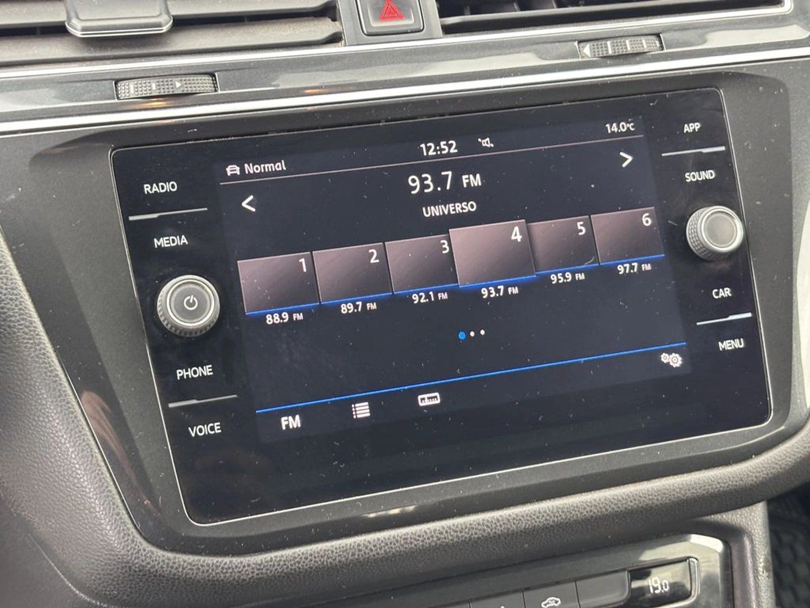 Volkswagen TIGUAN 1.4 TSI AUTO 2018 - Imagen 19 de 20