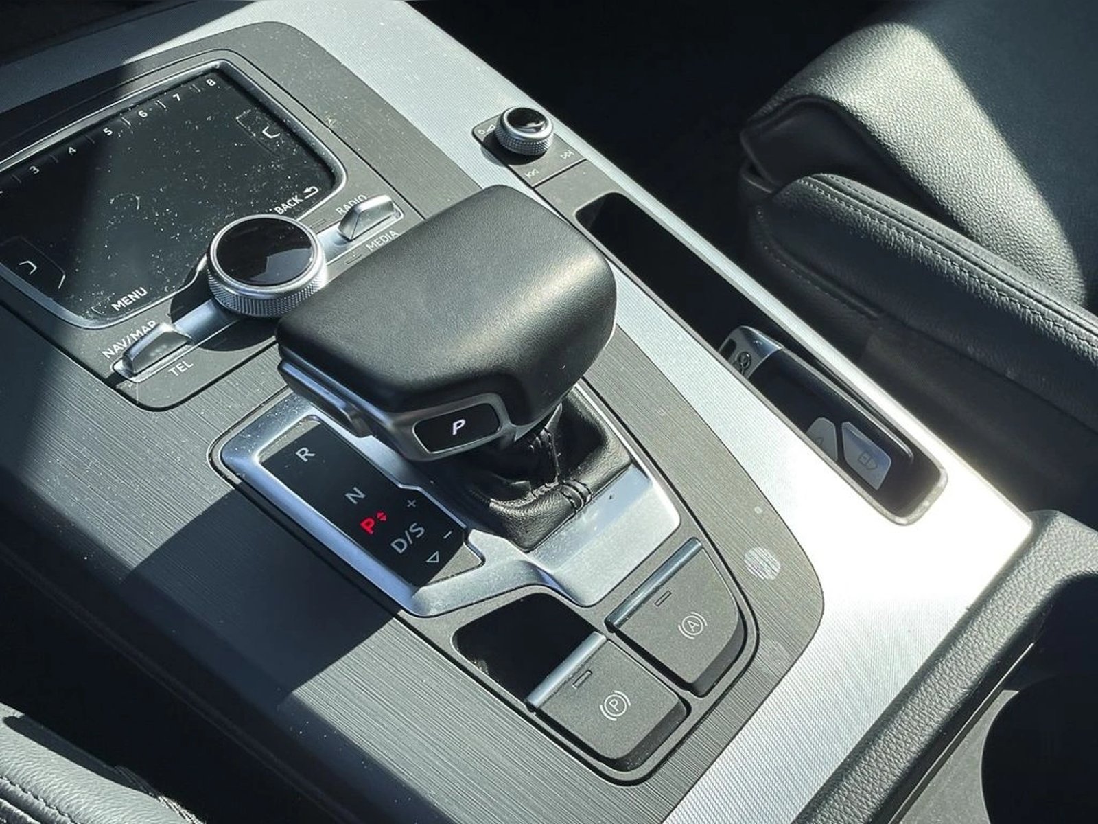 AUDI Q5 2.0 45 TFSI S-LINE AUTO QUATTRO 2019 - Imagen 9 de 19