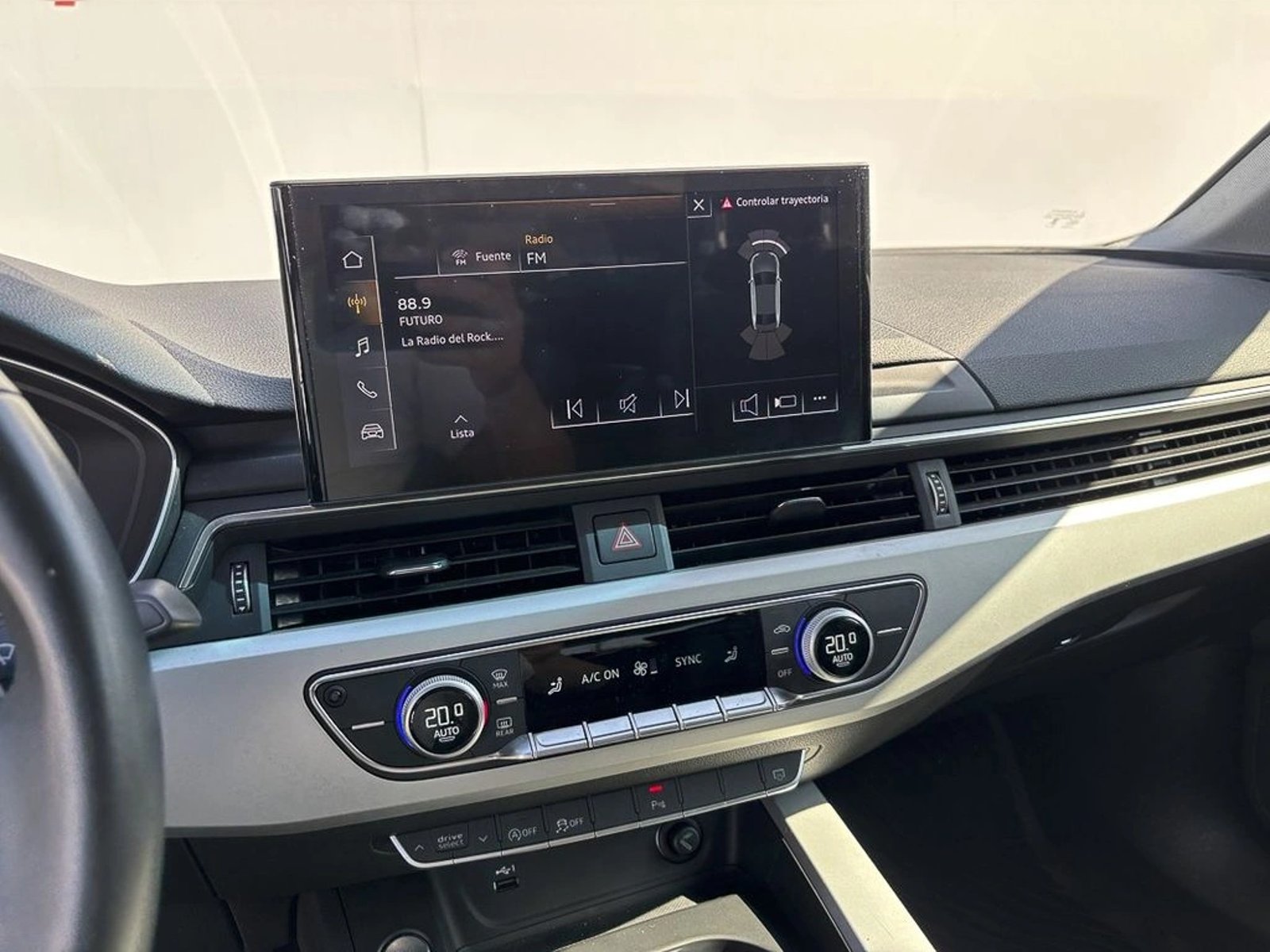 AUDI A4 2.0 TFSI 35 S-TRONIC 2024 - Imagen 11 de 17