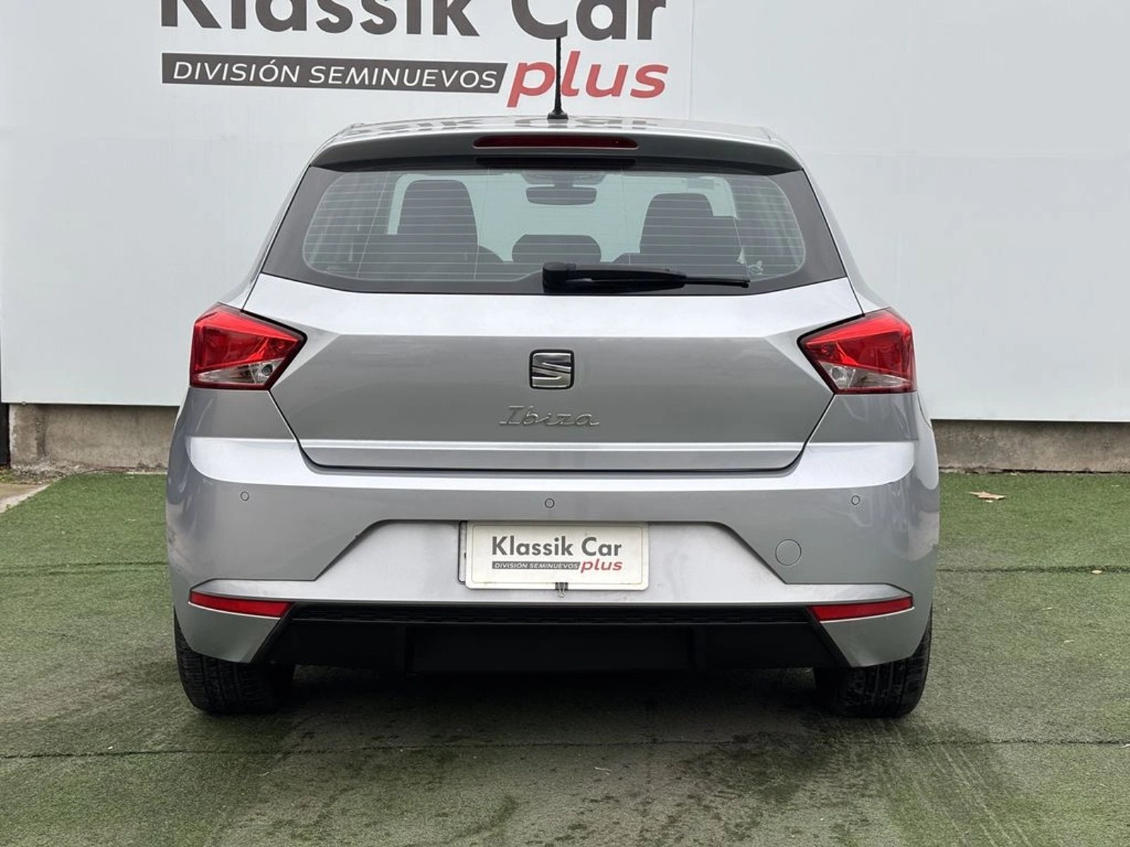 SEAT IBIZA 1.0 TSI STYLE 4X2 AT 5P 2023 - Imagen 4 de 20