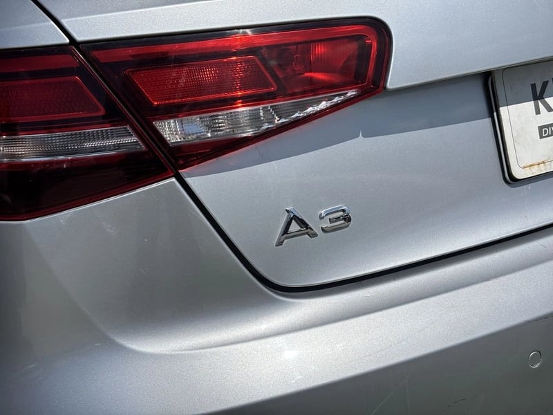 Audi A3 1.4 TFSI 4X2 HB S-TRONIC AT 3P 2017 - Imagen 6 de 20