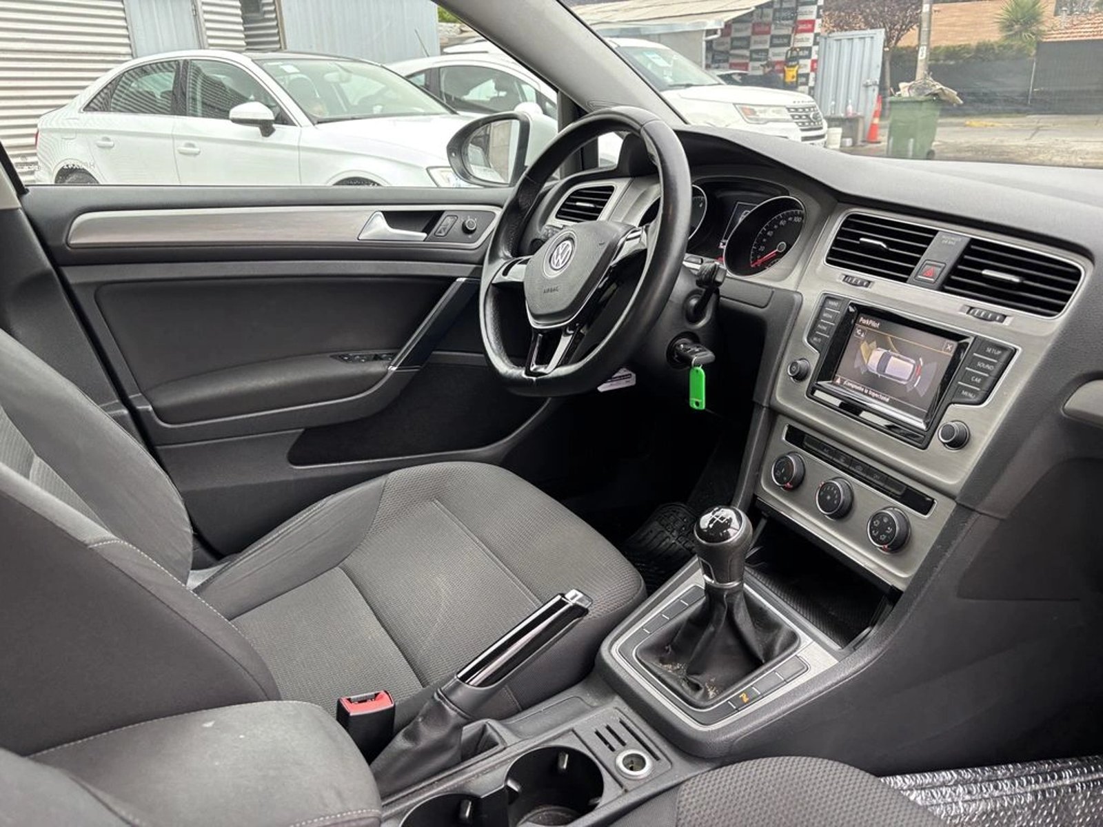 VOLKSWAGEN GOLF 1.6 MSI MANUAL COMFORTLINE 2016 - Imagen 14 de 14