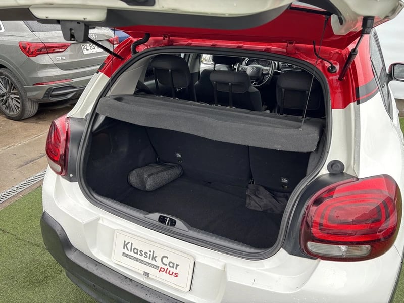 Citroën C3 1.6 BLUEHDI DIESEL SHINE 4X2 HB 100 S&S BVM MT 5P 2018 - Imagen 6 de 20