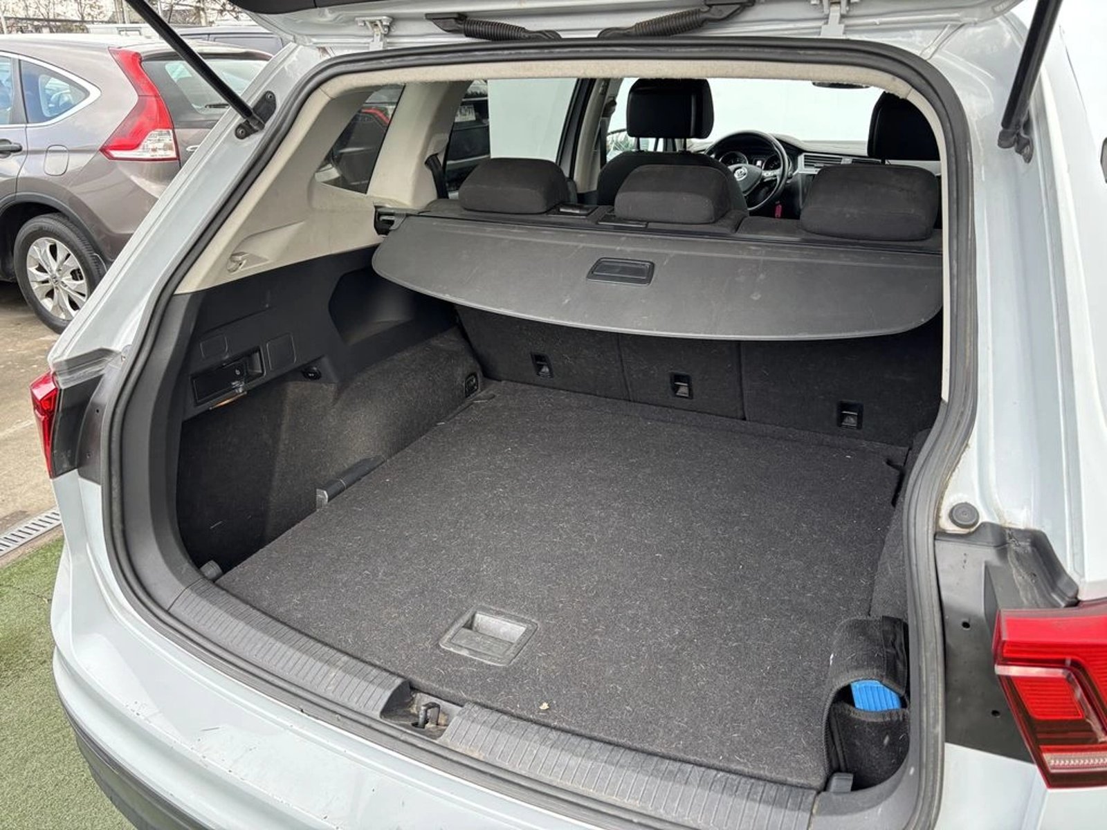 Volkswagen TIGUAN 1.4 TSI AUTO 2018 - Imagen 12 de 20