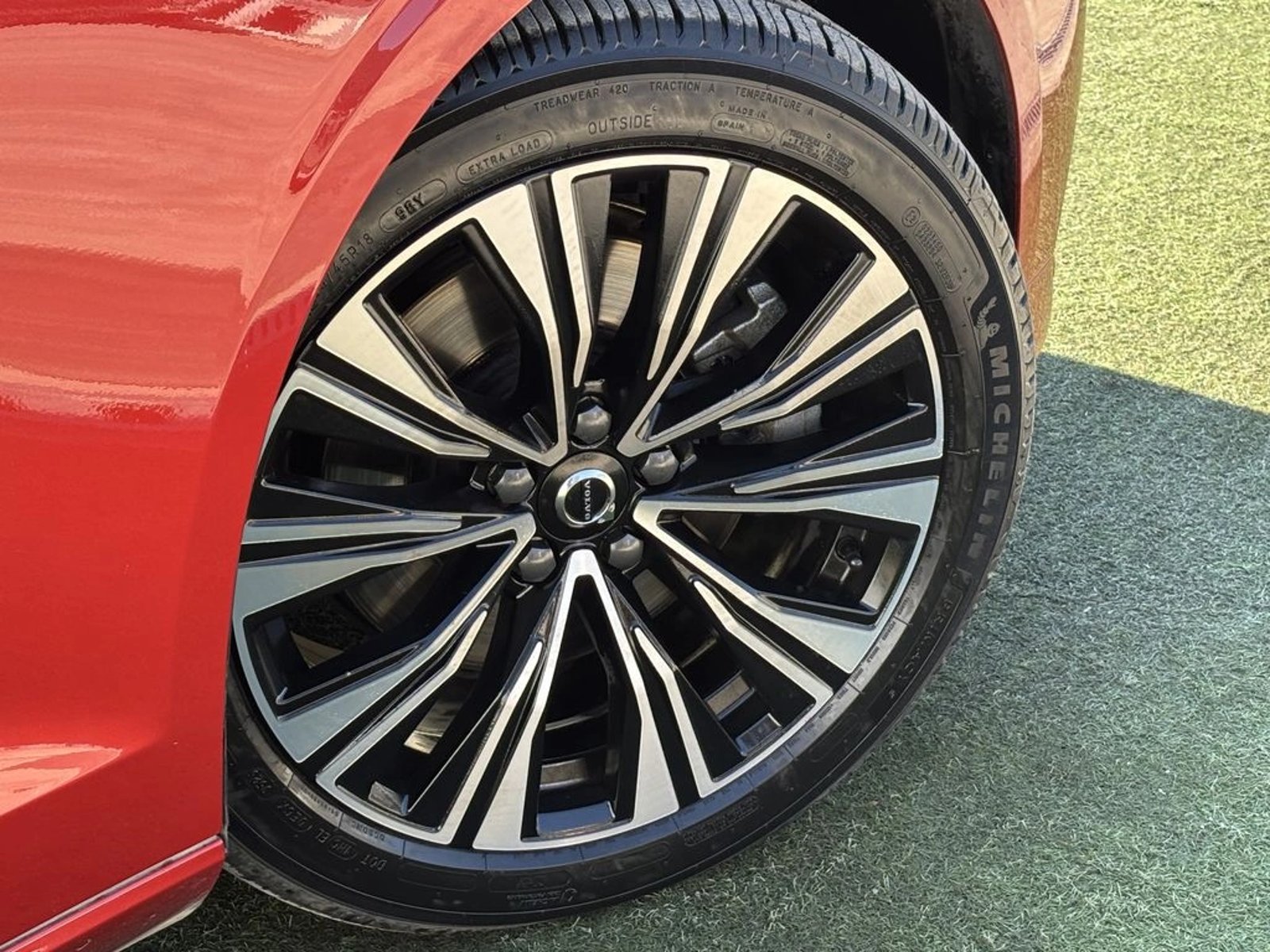 Volvo S60 2.0 B4 PLUS HYBRID FWD AT 4P 2023 - Foto 4 de 20