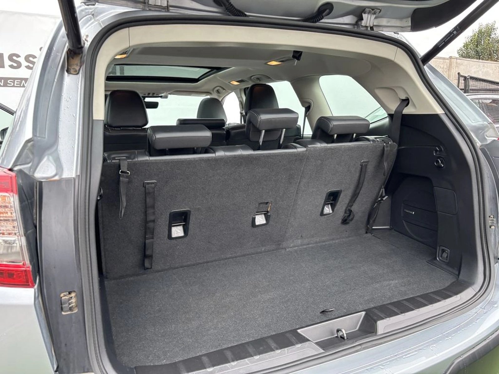 Subaru EVOLTIS 2.4T LIMITED GARDX AWD CVT AT 5P 2023 - Imagen 12 de 20