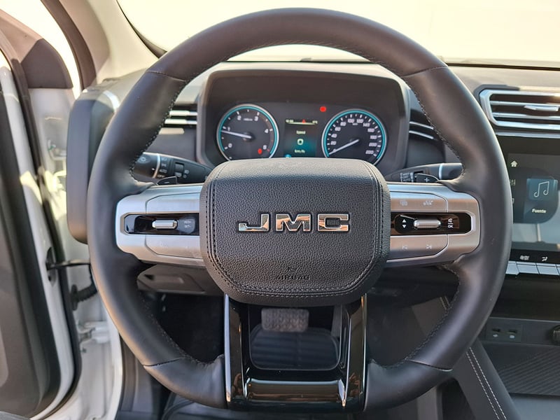 JMC GRAND AVENUE 2.3T DIESEL 4X2 DOB. CAB. AUTOMATICA 4P. 2026 - Imagen 14 de 20
