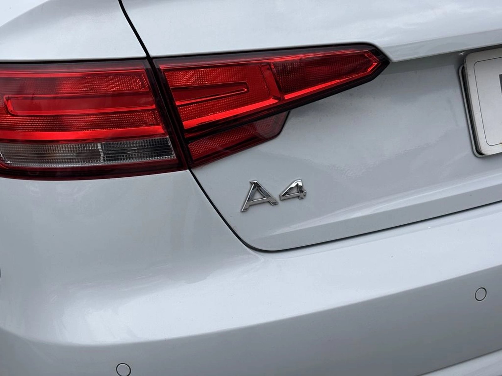 Audi A4 1.4 TFSI DESIGN 4X2 S-TRONIC AT 4P 2018 - Imagen 8 de 20