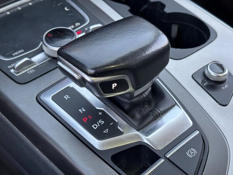 Audi Q7 3.0 TDI DESIGN DIESEL  QUATTRO 7 PAS 2016 - Imagen 11 de 20