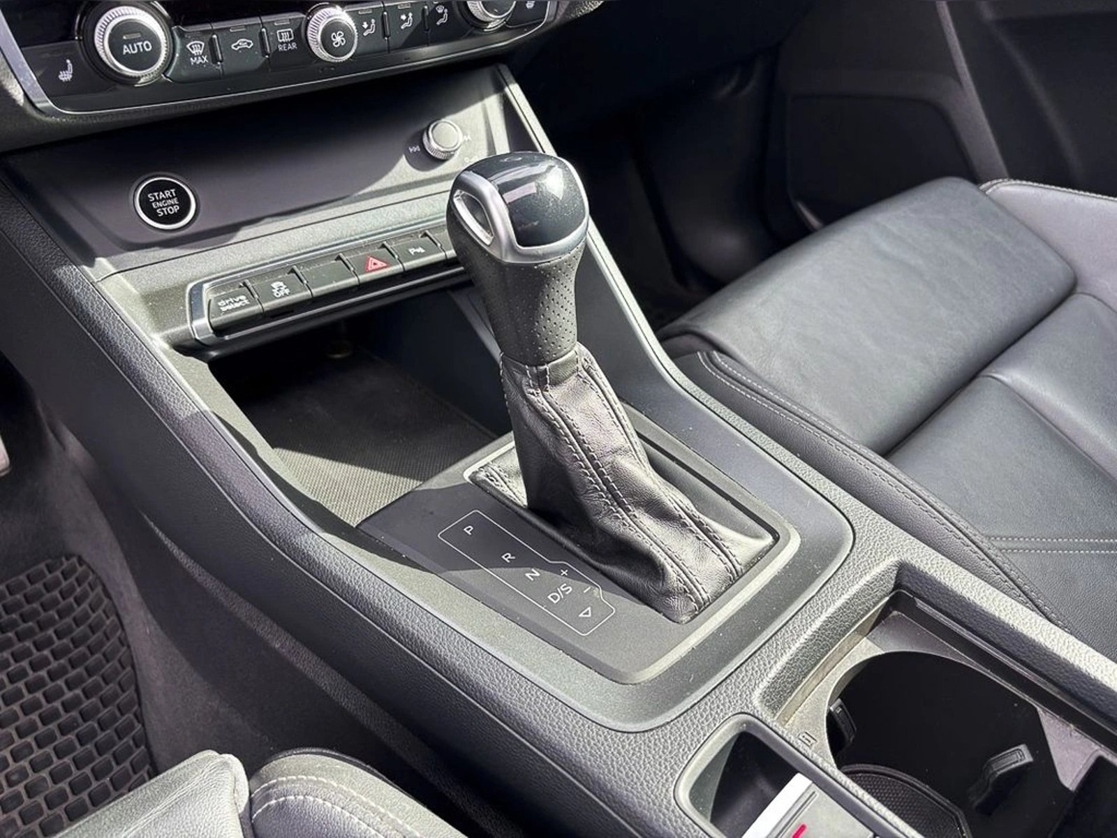 AUDI Q3 1.4 35 TFSI STRONIC AUTO SPORT 2025 - Imagen 8 de 18