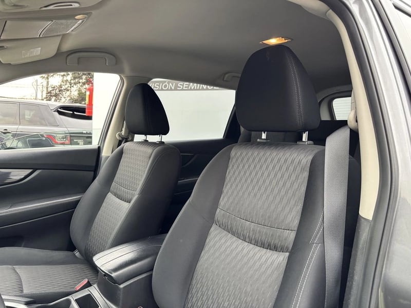 Nissan X-TRAIL 2.5 SENSE 4X2 CVT AUTO 7 PASAJEROS 2022 - Imagen 9 de 20