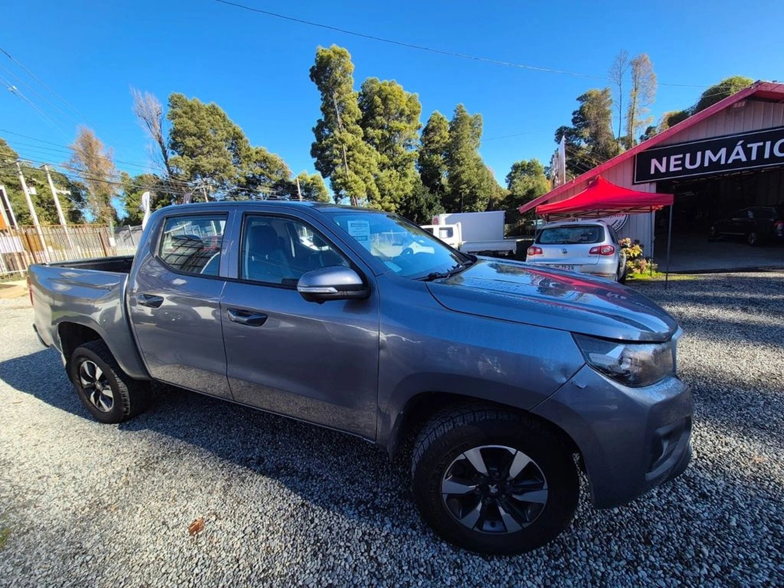 PEUGEOT LANDTREK LANDTREK HDI 1.9 . 4X4 2022 - Imagen 3 de 12