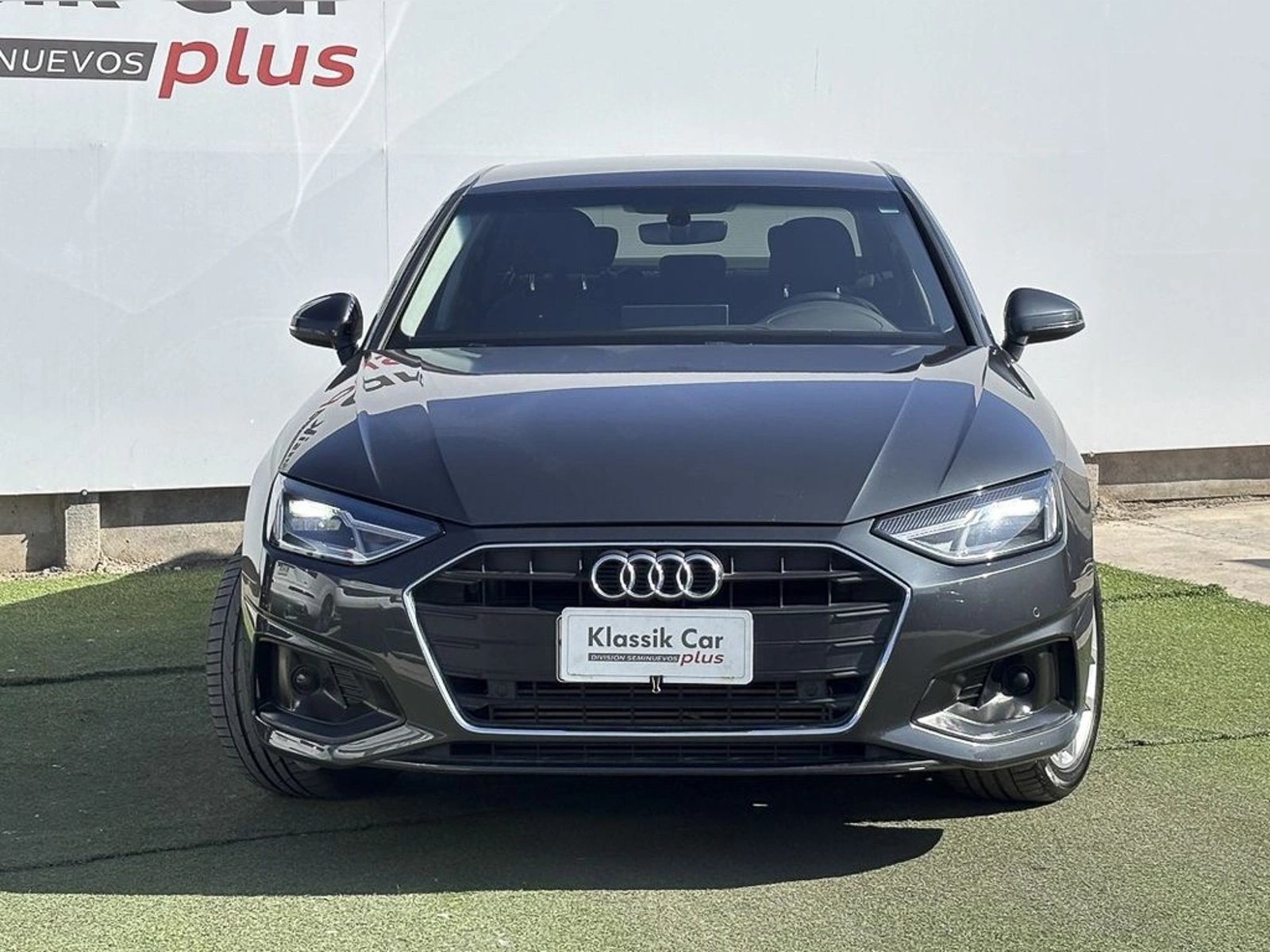 Audi A4 2.0 TFSI 35 S-TRONIC 2024 - Foto 2 de 17