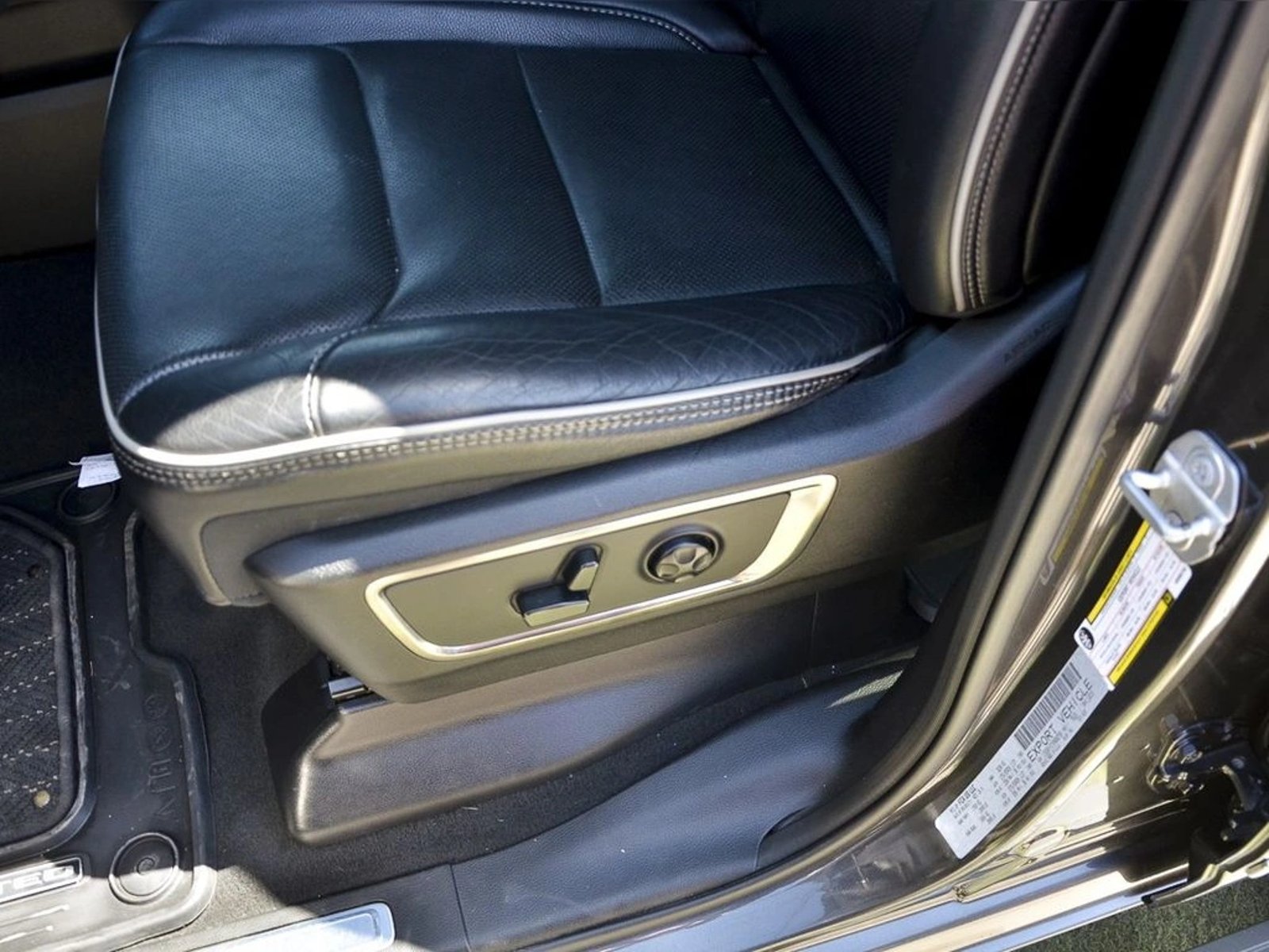RAM 1500 5.7 LIMITED CREW CAB 4WD 2019 - Imagen 12 de 20