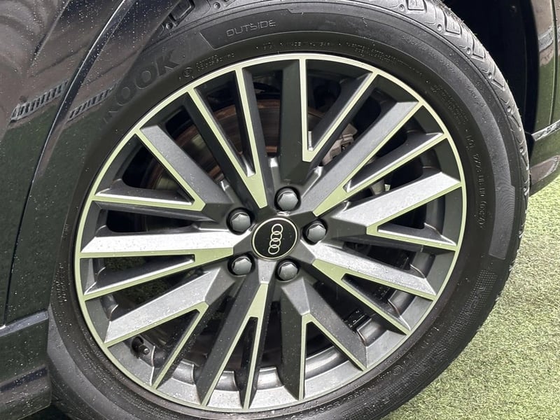 Audi Q3 1.4 35 TFSI STRONIC S-LINE AUTO SPORT 2025 - Imagen 19 de 20