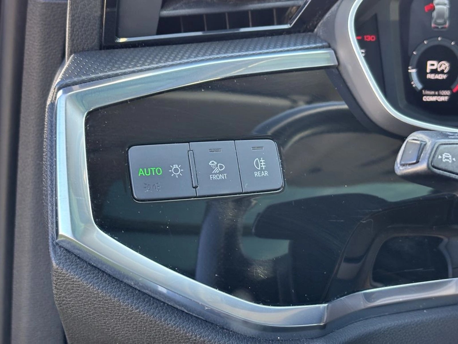 Audi Q3 2.0 40 TFSI STRONIC SPORT QUATTRO 2022 - Imagen 19 de 20
