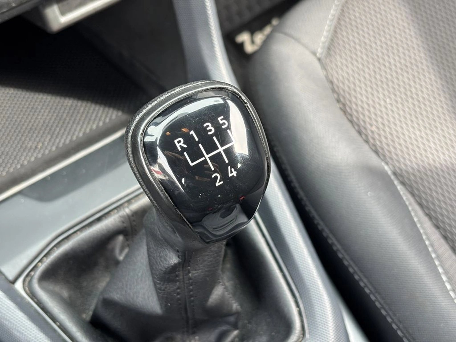 Volkswagen T-CROSS MT 2022 - Imagen 13 de 20