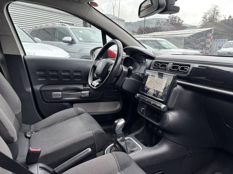 Citroën C3 1.6 BLUEHDI DIESEL SHINE 4X2 HB 100 S&S BVM MT 5P 2018 - Imagen 19 de 20