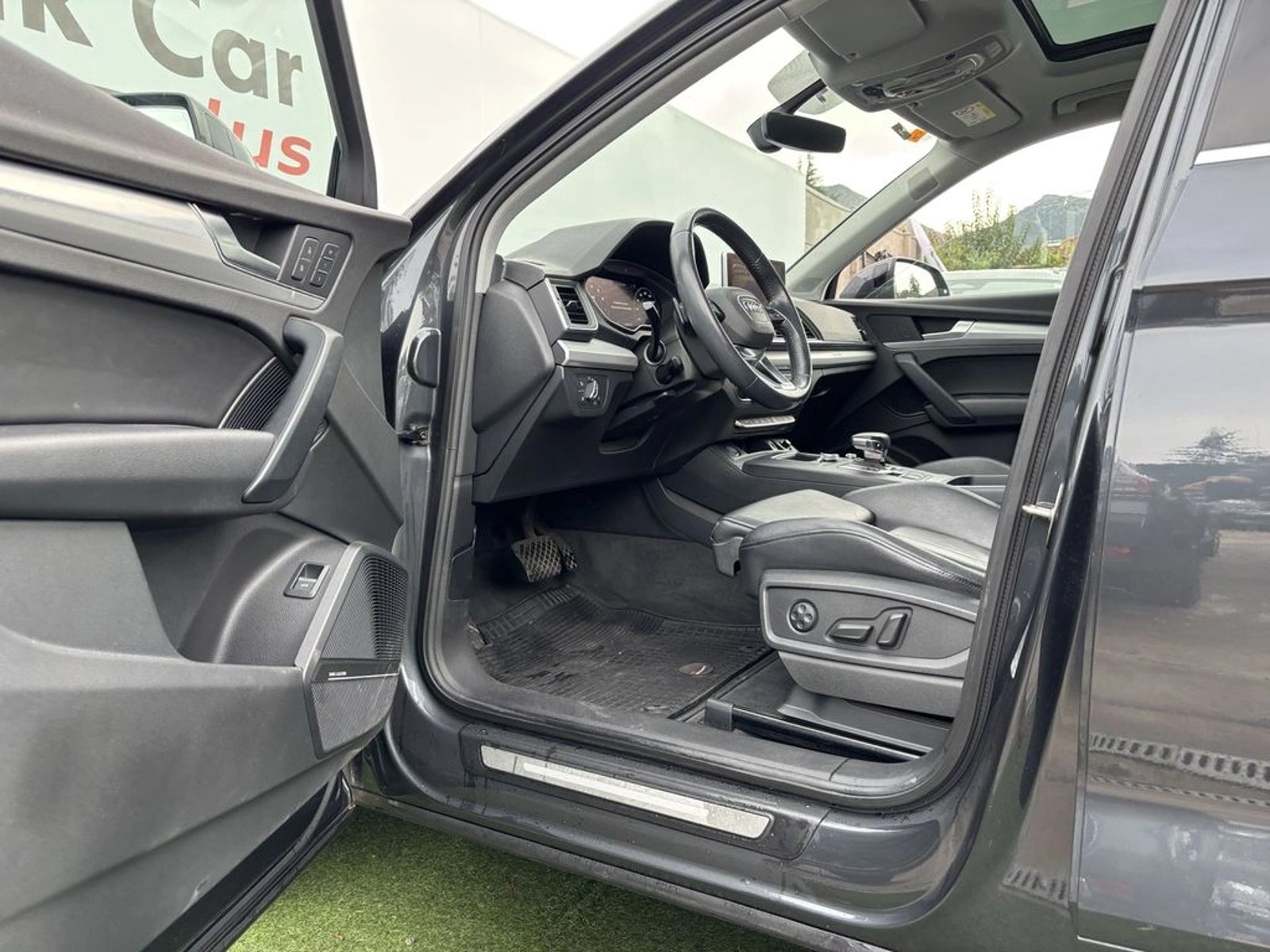 Audi Q5 2.0 45 TFSI S-LINE SPORT QUATTRO AUTO 2019 - Imagen 14 de 20