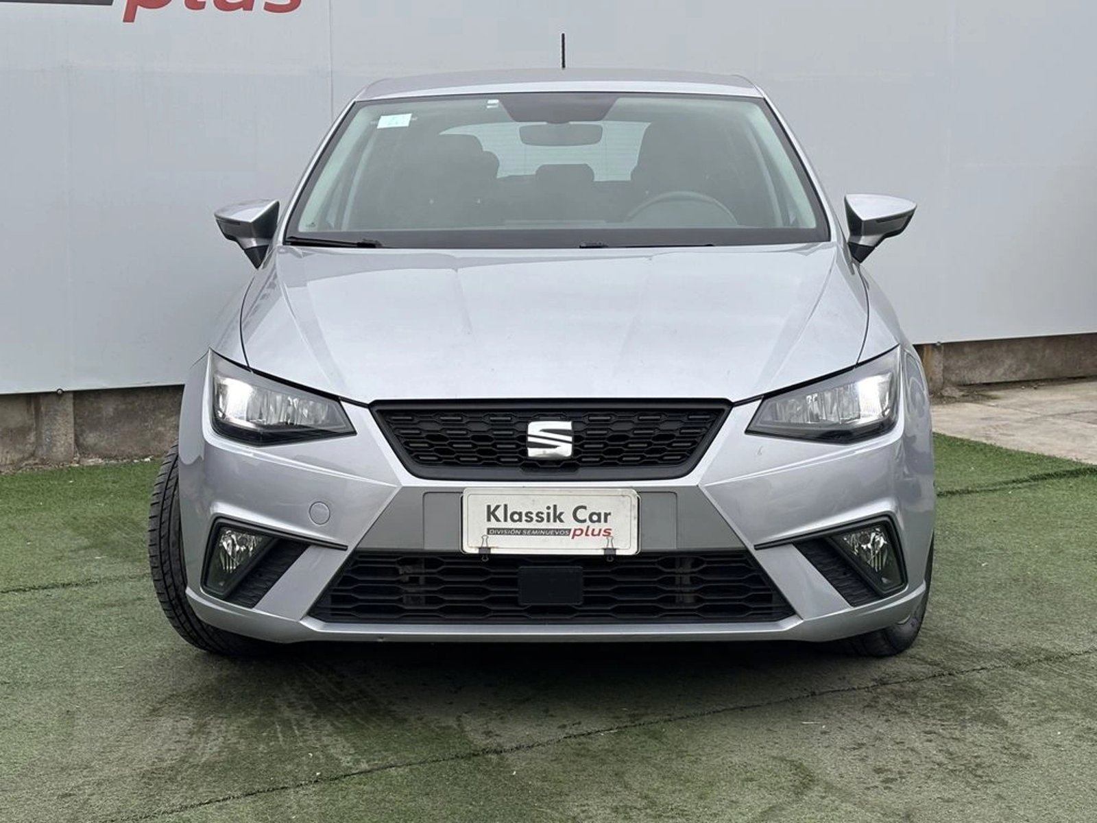SEAT IBIZA 1.0 TSI STYLE 4X2 AT 5P 2023 - Foto 2 de 20