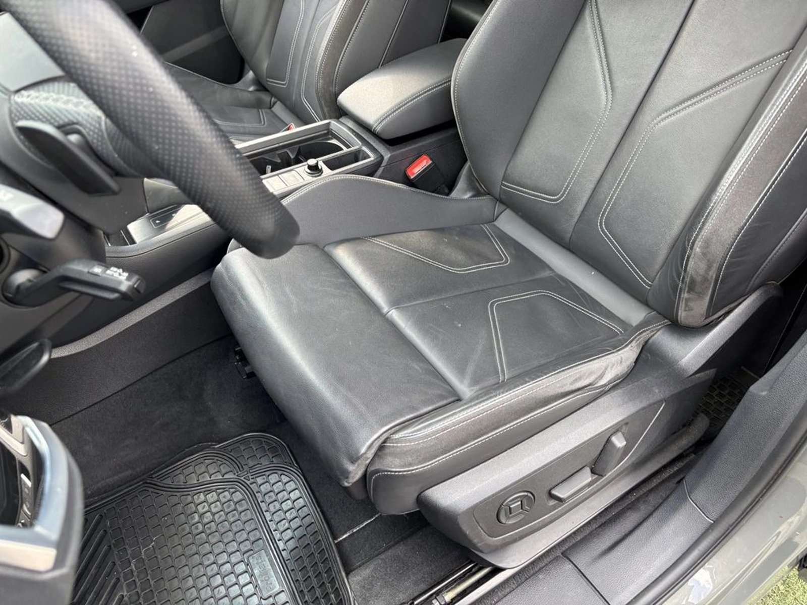 Audi Q3 1.4 35 TFSI STRONIC SPORT S-LINE 2021 - Imagen 14 de 20