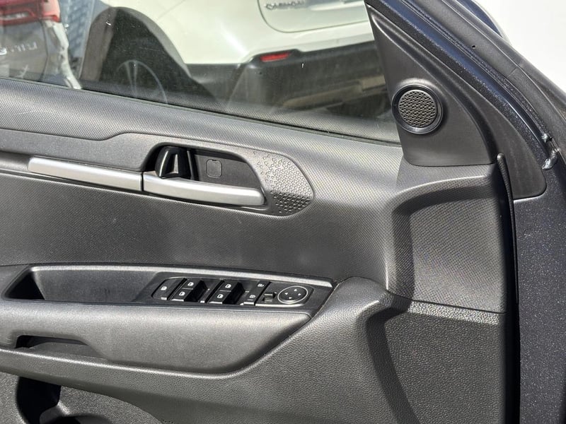 Kia SONET 1.5 EX 4X2 6MT 5P. 2021 - Imagen 20 de 20
