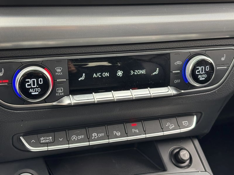 Audi Q5 2.0 45 TFSI S-LINE AUTO QUATTRO 2018 - Imagen 18 de 20